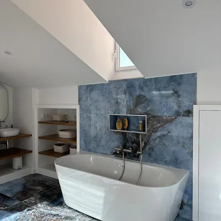 Cocooning Rue Pietonne Centre Apartment Ajaccio (Corsica)